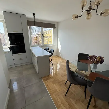 Marszalkowska Center رشيشوف